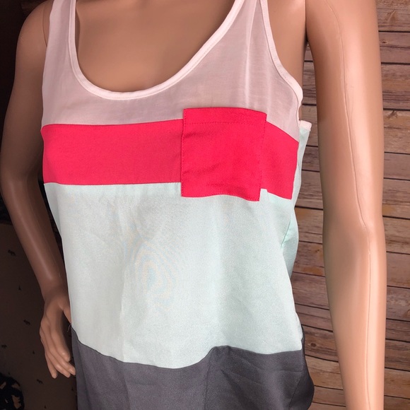 Ambiance Apparel Racerback Tank Top Women’s Small - Picture 2 of 4